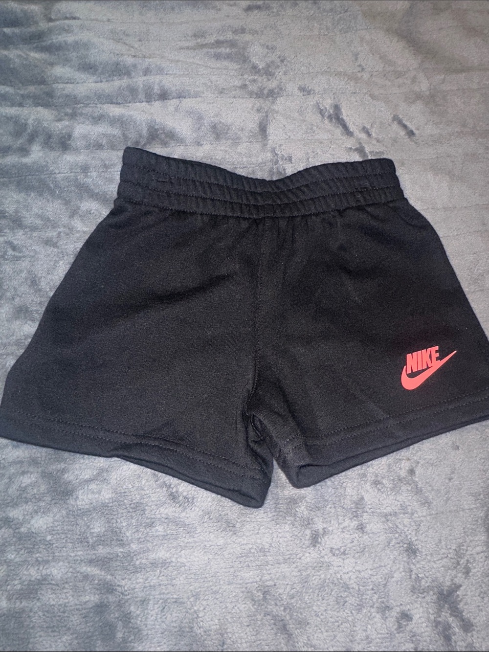NWT Nike Black and Coral Shorts (2T)